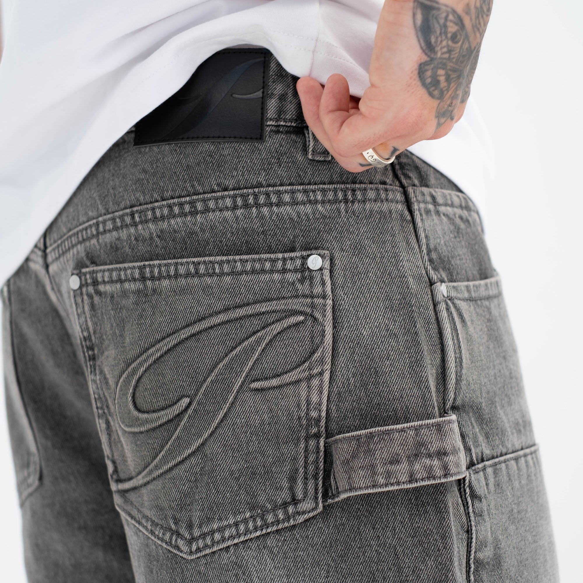 【CRITIC】WORMHOLE WASHED SHORT PANTS 크리틱(CRITIC) WORMHOLE WASHED SHORT PANTS BROWN - 사이즈